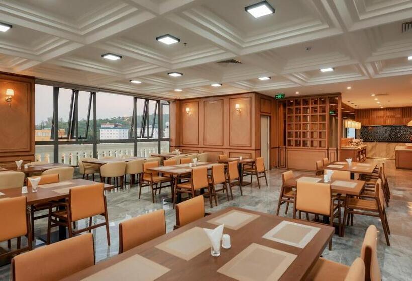 هتل The Tahiti Beach