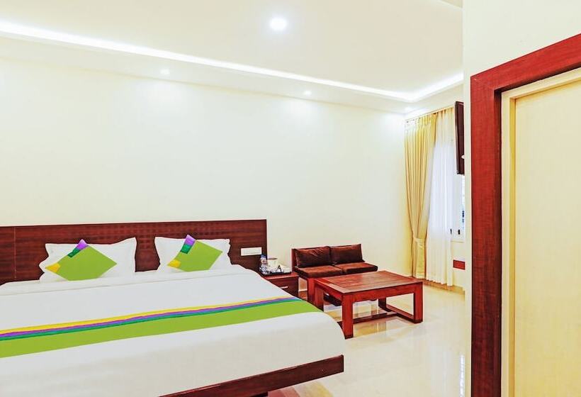 ホテル Treebo Sans Sarav Kushalnagar