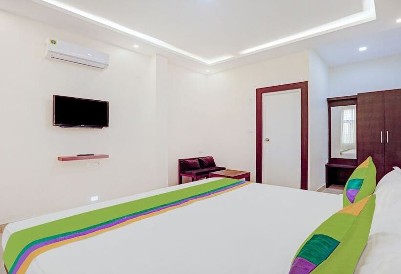 ホテル Treebo Sans Sarav Kushalnagar