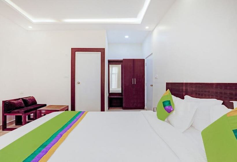 ホテル Treebo Sans Sarav Kushalnagar