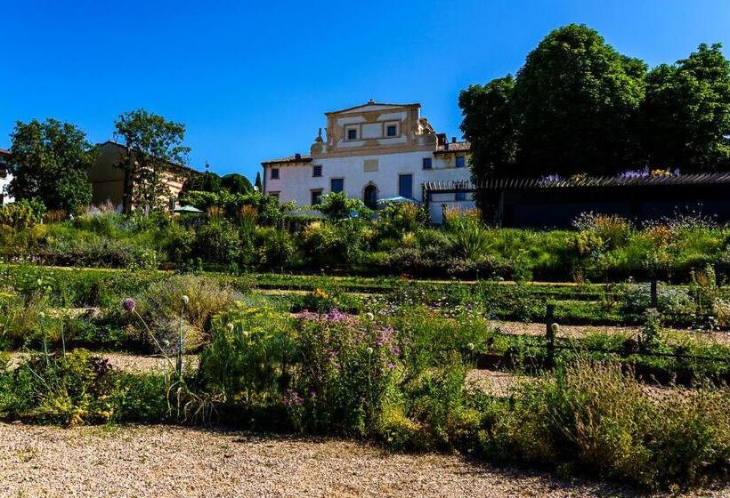 Отель Villa Balis Crema Verona Hills Adults Only