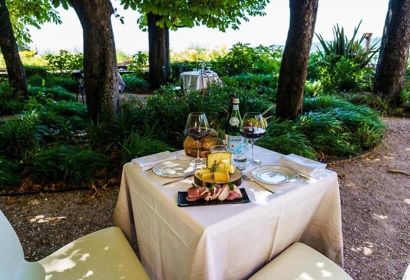 Отель Villa Balis Crema Verona Hills Adults Only