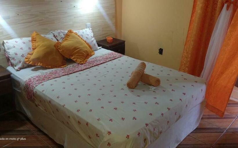 ペンション Hostel Damaris