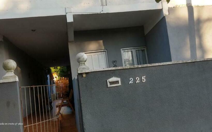 ペンション Hostel Damaris