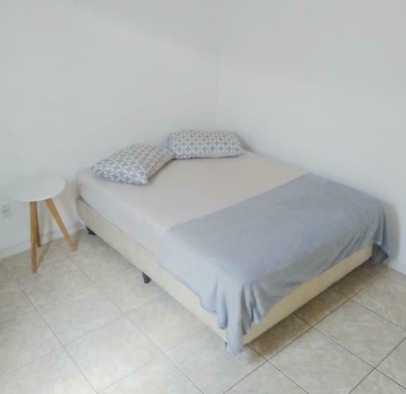 호스텔 Pousada Central Prox Da Rodoviaria, Shoping Total, Hosp Santa Casa E Presidente Vargas