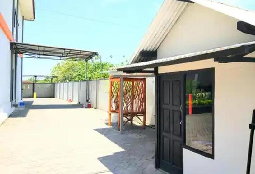 Reddoorz At Hotel Nuansa Ngawi