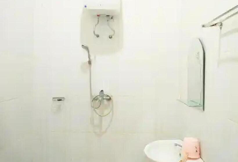 Reddoorz At Hotel Nuansa Ngawi