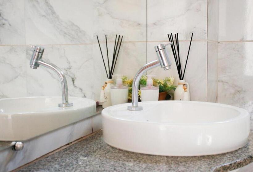 Rio Claro Comfort Hostel E Suites