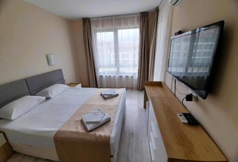 Sea Dreams Apartment