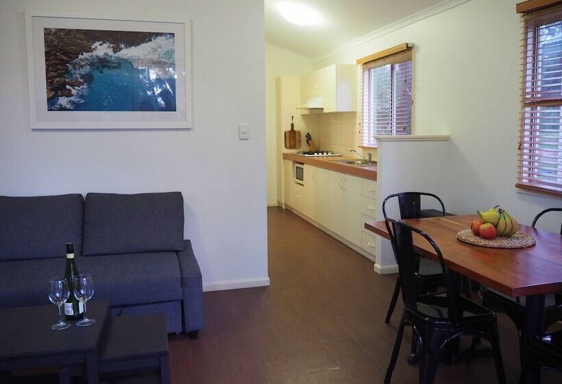 Tasman Holiday Parks   Yallingup Caves