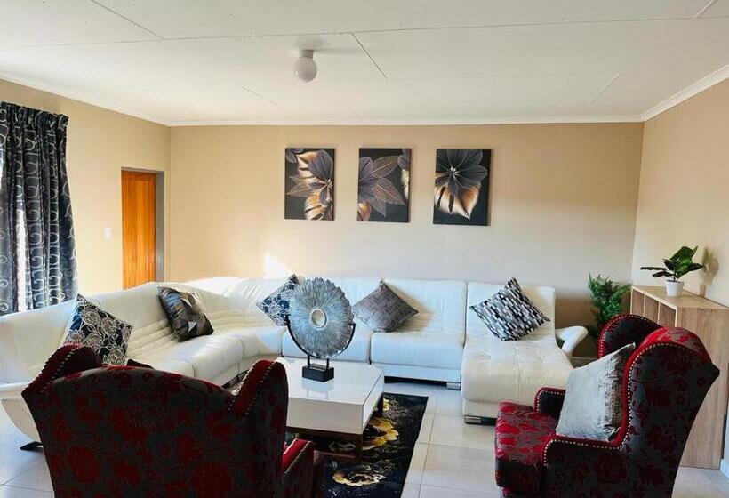 Aaron S Nest Bed And Breakfast