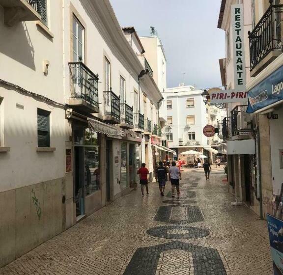 ユースホステル Lagos City Center Rooms