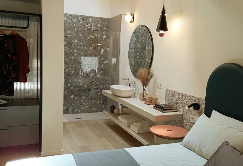 تختخواب و صبحانه Relais Sant Anna