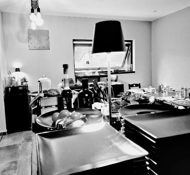 Garage47 Storica Officina Meccanica Loft B&b In Pienza