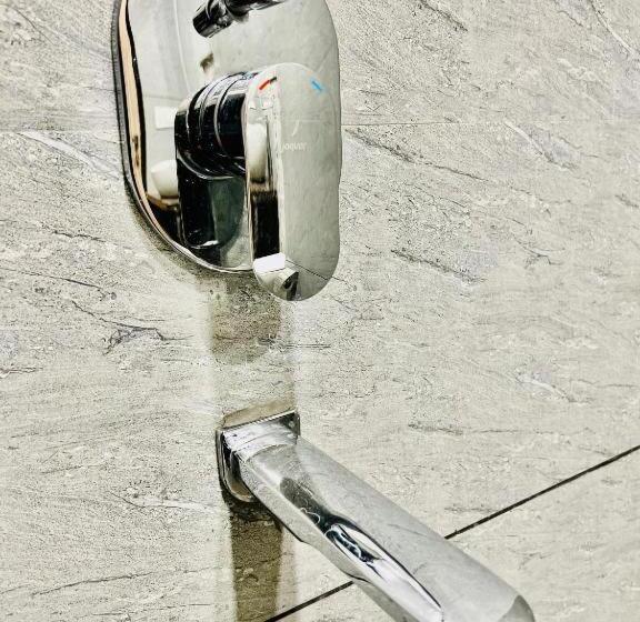 酒店 Apple Inn & Suites, New Delhi