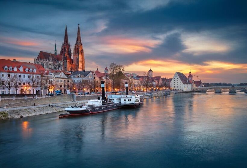 호텔 Das Regensburg