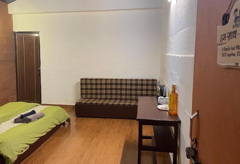 בית מלון כפרי Family In The Hills By Nature S Glamping