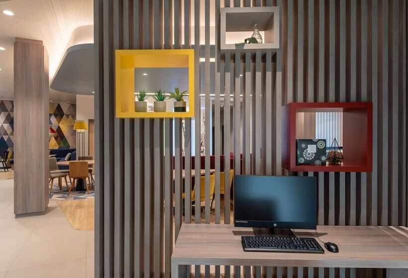 فندق Hampton By Hilton Munich City North