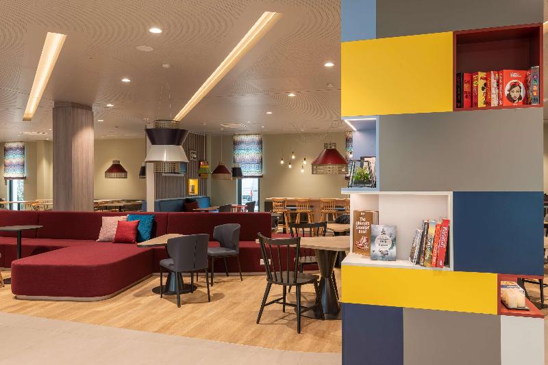 هتل Hampton By Hilton Munich City North