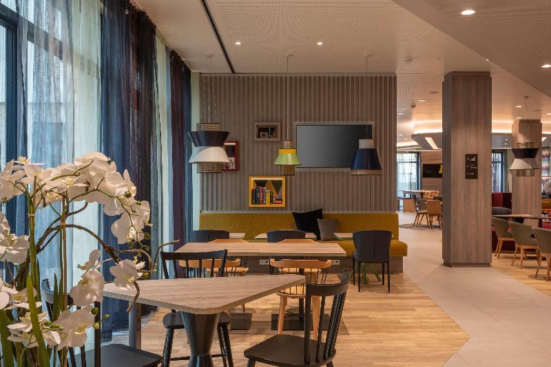 هتل Hampton By Hilton Munich City North