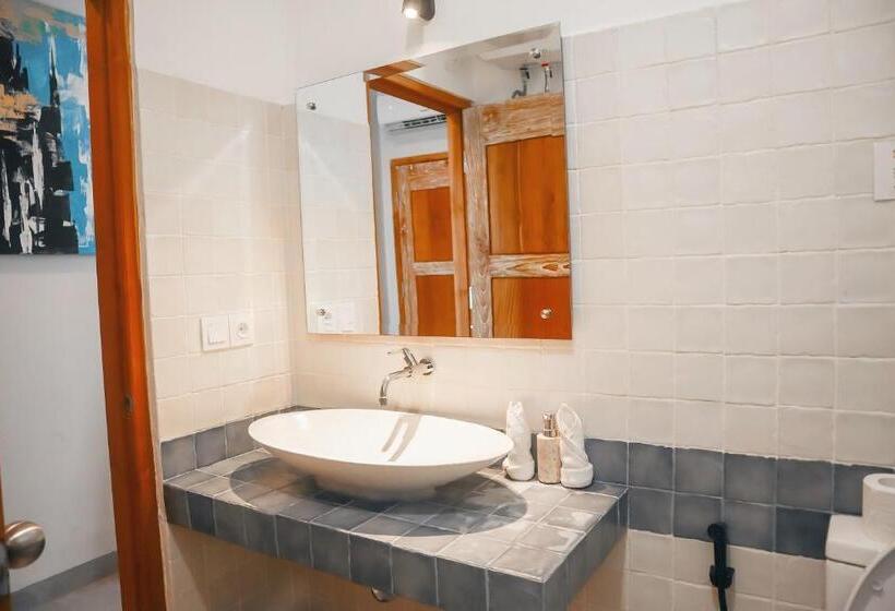 酒店 Harbour Komodo