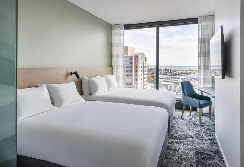 Отель Holiday Inn Express Auckland City Centre, An Ihg