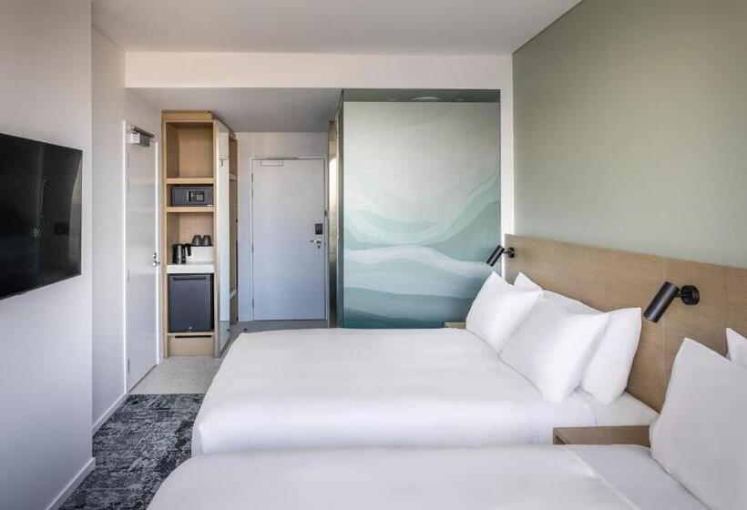 Отель Holiday Inn Express Auckland City Centre, An Ihg