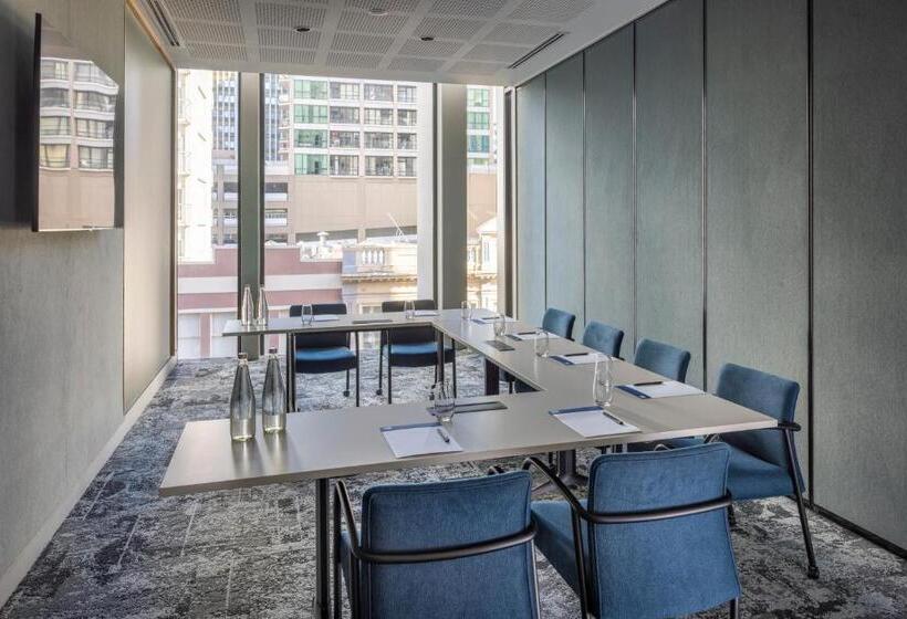 Отель Holiday Inn Express Auckland City Centre, An Ihg