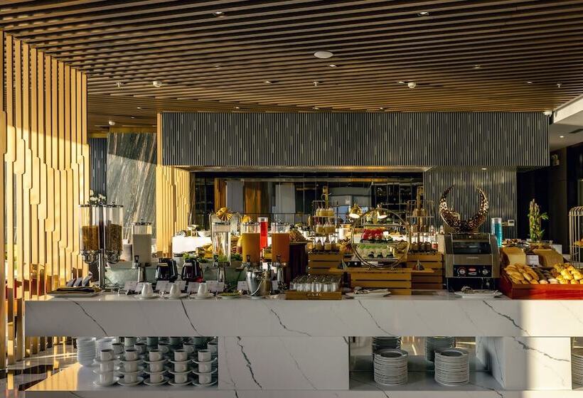 هتل Le Sands Oceanfront Danang