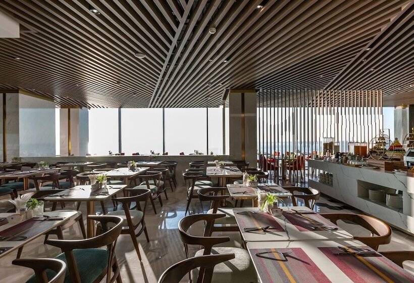 هتل Le Sands Oceanfront Danang