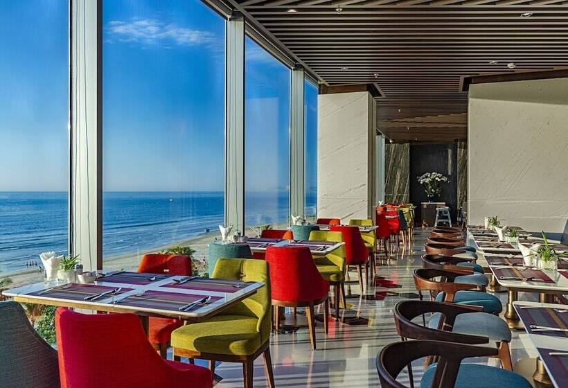 هتل Le Sands Oceanfront Danang