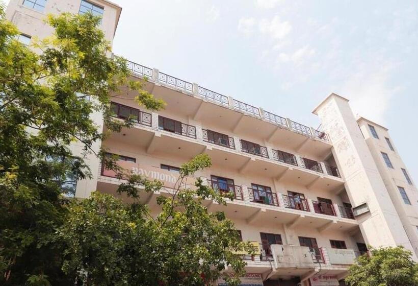 هتل Mohan By Wb Inn