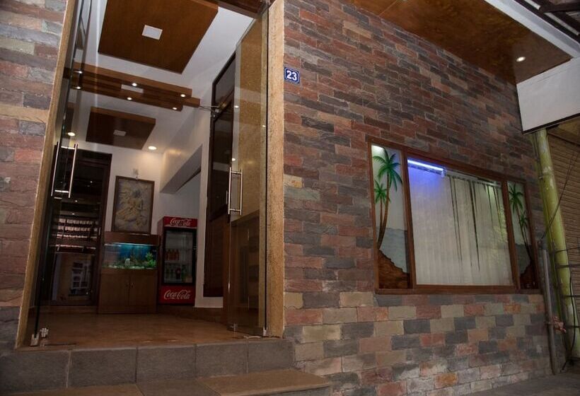 Hotel Prakash Residence