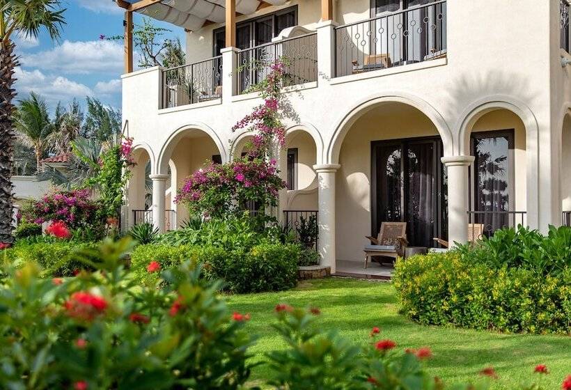 هتل Radisson Resort Phan Thiet