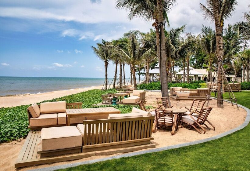 هتل Radisson Resort Phan Thiet