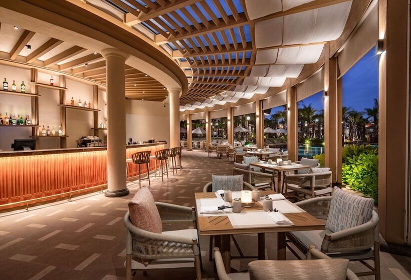 هتل Radisson Resort Phan Thiet