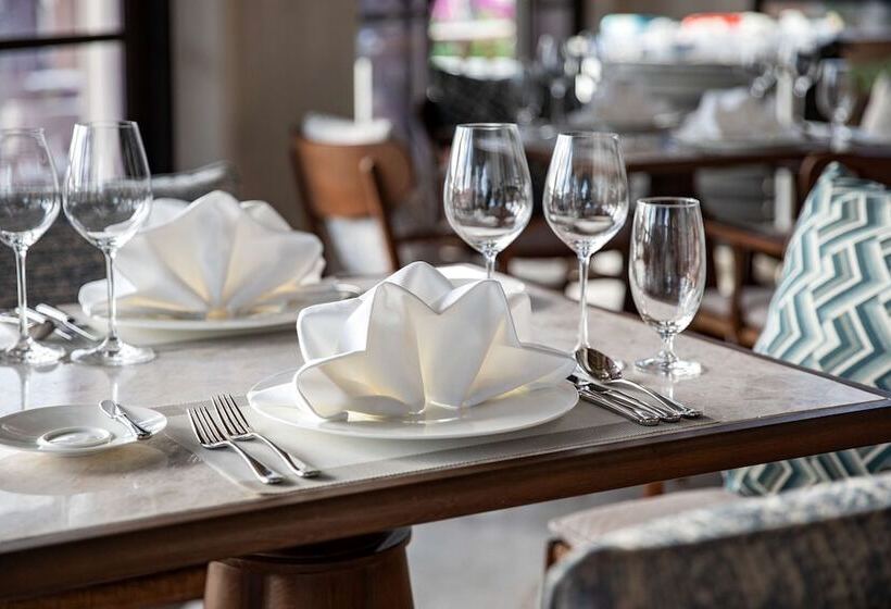 هتل Radisson Resort Phan Thiet