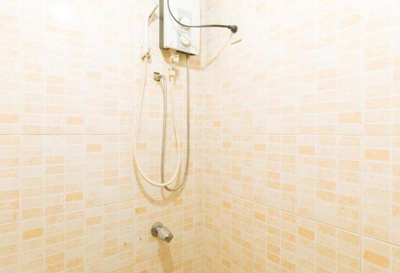 Reddoorz @ The V Jour Hotel Angeles