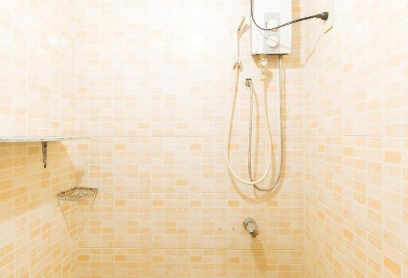 Reddoorz @ The V Jour Hotel Angeles