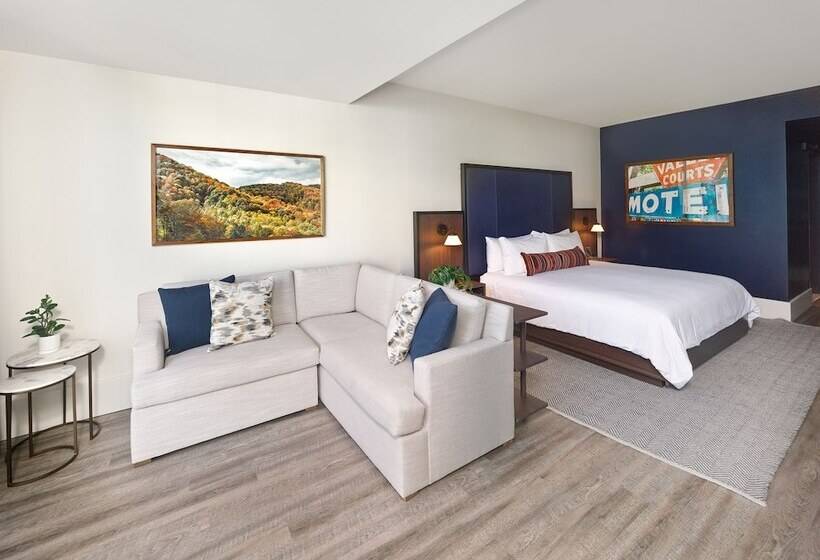 هتل The Restoration Asheville