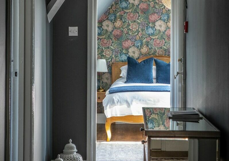 בית מלון כפרי The White Horse Boughton Under Blean