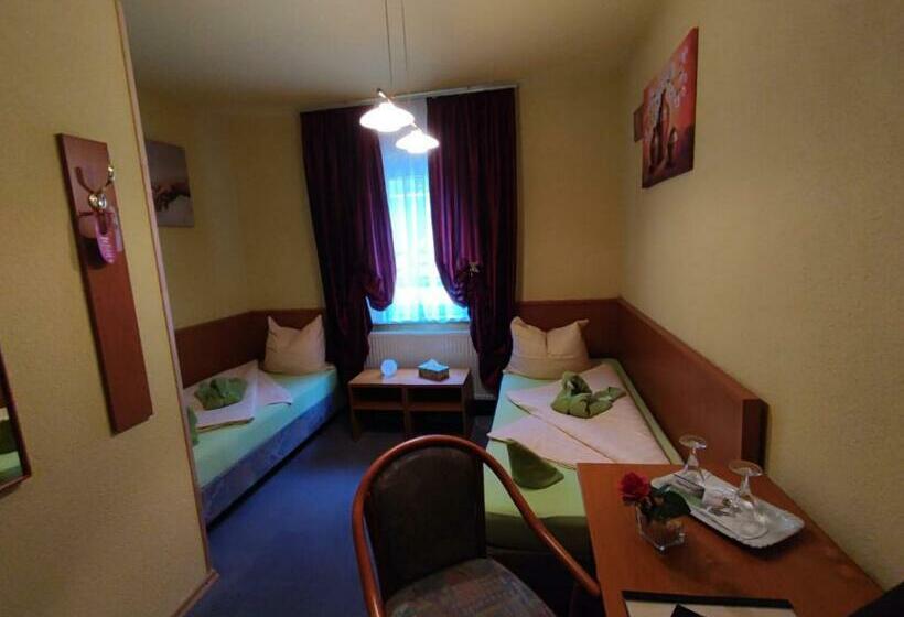 호텔 Thüringer Hof