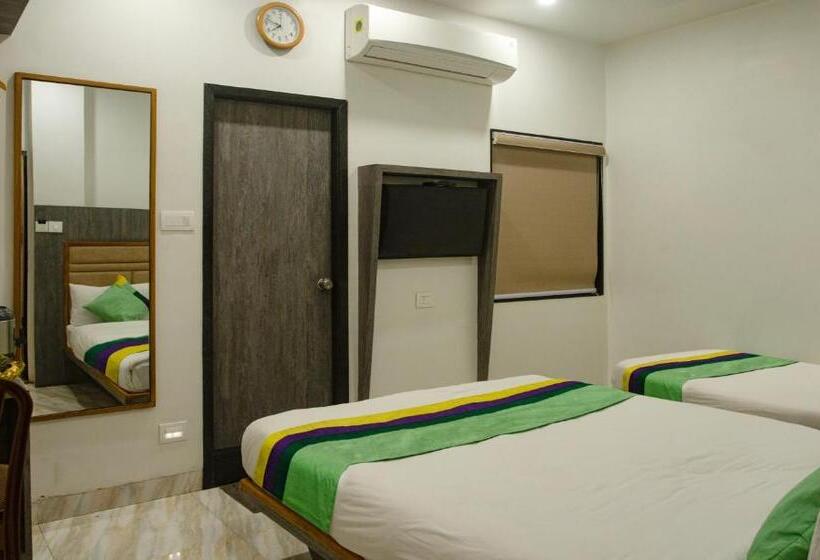 호텔 Treebo Urban, 1 Km From Railway Station