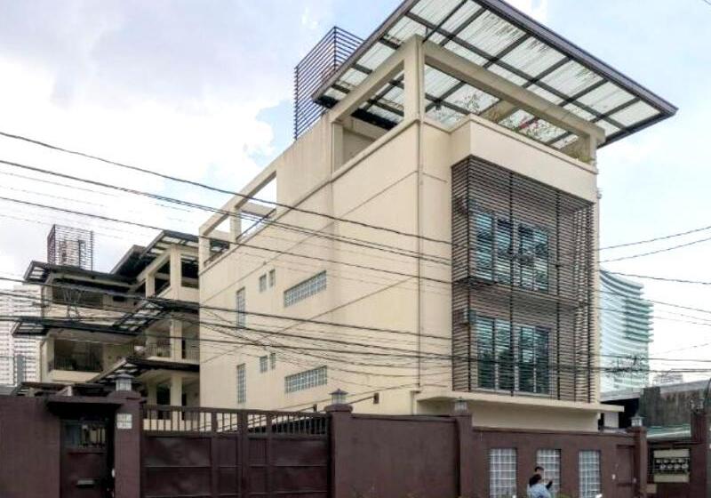 בית מלון כפרי Vaccinated Staff  Oyo 850 Clr Mn Inn