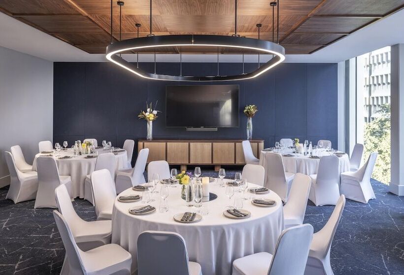 בית מלון כפרי Voco Auckland City Centre, An Ihg