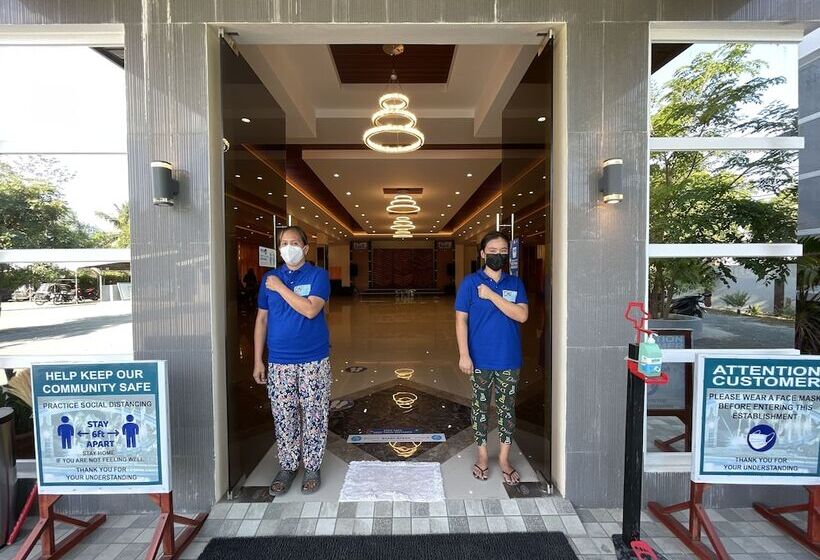 Jjb Aquafarm Resort By Cocotel