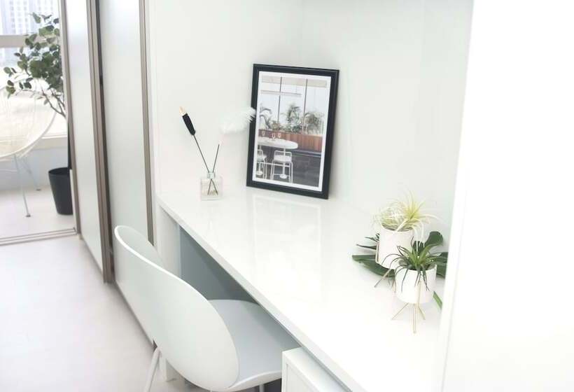 Urbanstay Songdo Moonlight Park