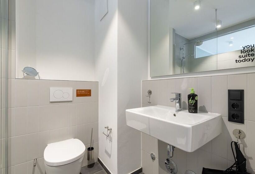 Limehome Munster Vonsteubenstr  Digital Access