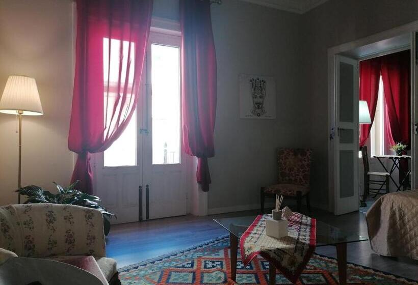 بنسيون 384 Guesthouse Rooms & Suite Enna