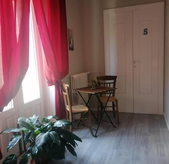 펜션 384 Guesthouse Rooms & Suite Enna